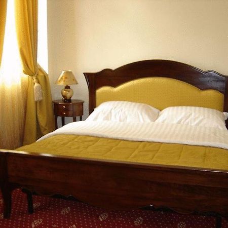 Hotel Maryo Ploeszti Zewnętrze zdjęcie